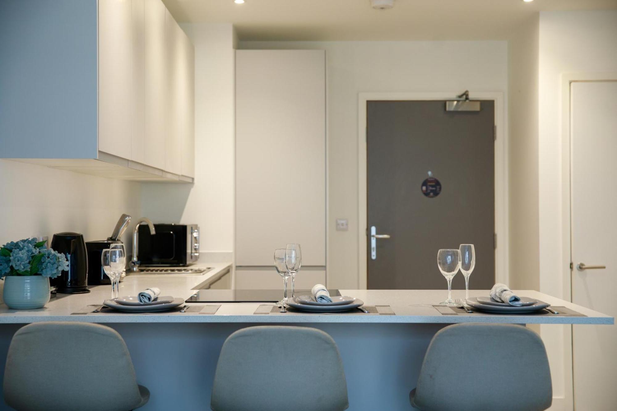 Trafford Suite Modern 1 Bed With Cinema Room Manchester Esterno foto
