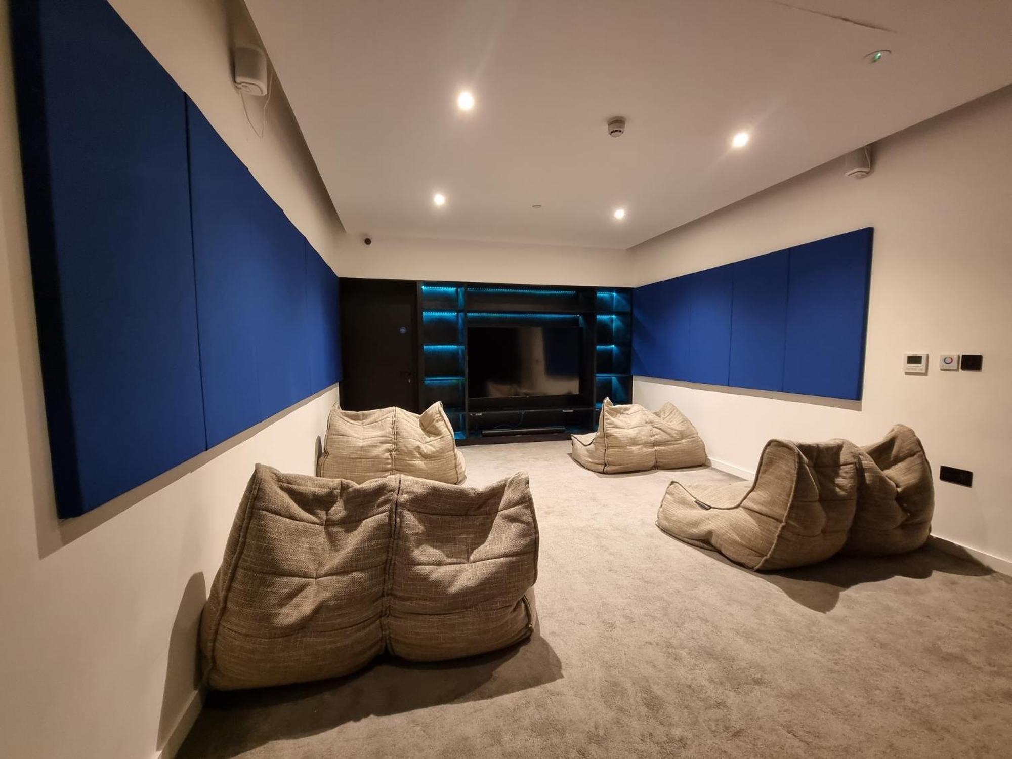 Trafford Suite Modern 1 Bed With Cinema Room Manchester Esterno foto
